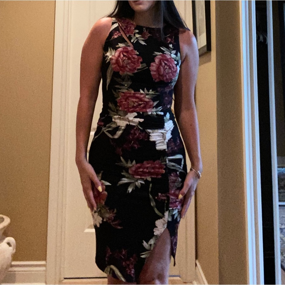 Le Chateau Black & Floral Dress 🖤💐